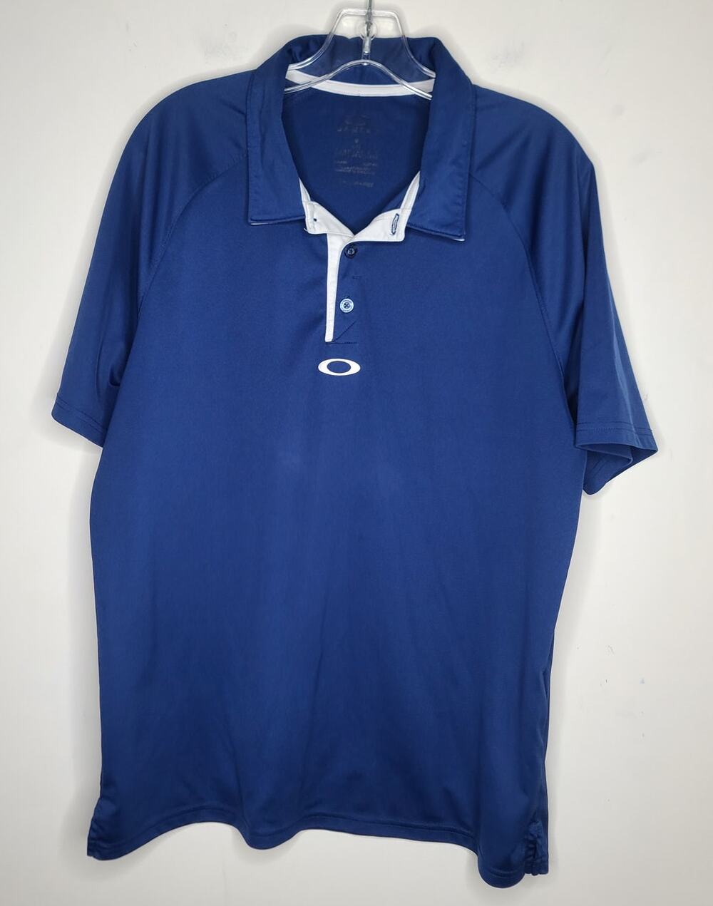 Oakley blue short sleeve athletic polo shirt - large